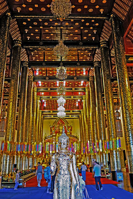 29_Dazzling interior of Wat Ho Tham.jpg