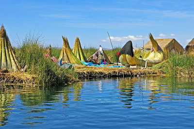 13_All are made of totora reeds.jpg