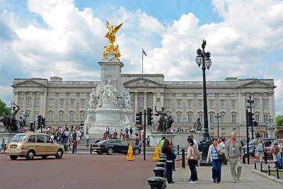 32_Buckingham Palace.jpg