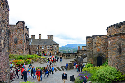 12_Edinburgh Castle.jpg