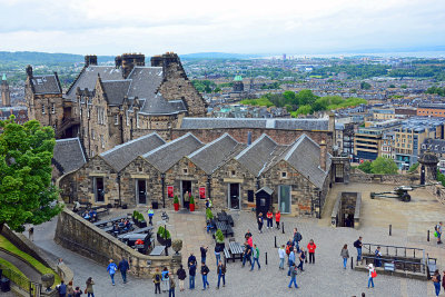 13_Edinburgh Castle.jpg