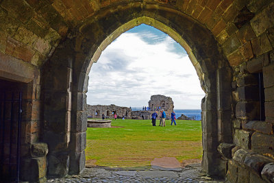 06_St Andrews Castle.jpg