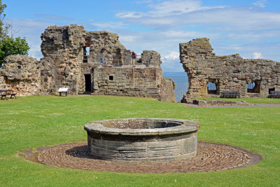 10_St Andrews Castle.jpg