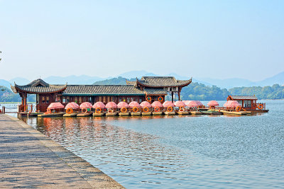 06_West Lake.jpg