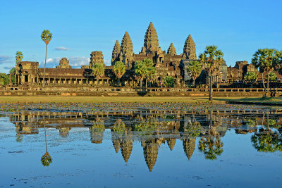 35_Angkor Wat before sunset.jpg
