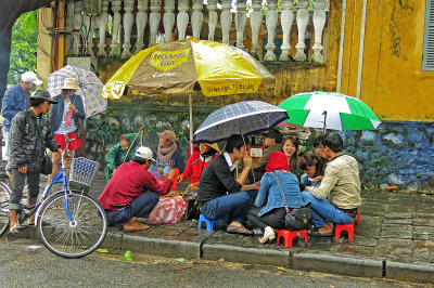 23_Come rain or shine, we eat.jpg