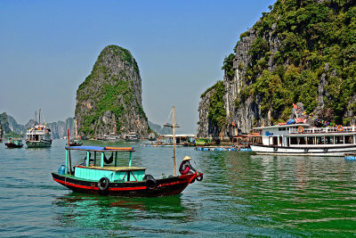 Halong Bay_18.jpg