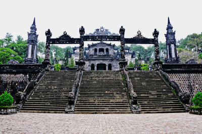 31_Imperial tomb of Khai Dinh.jpg