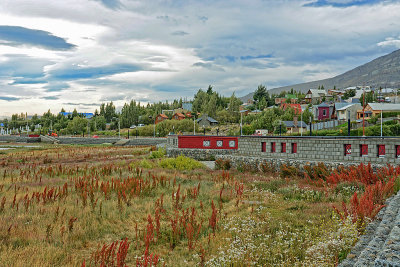 01_El Calafate Suburb.jpg