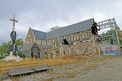 03_Cathedral after the earthquake.jpg