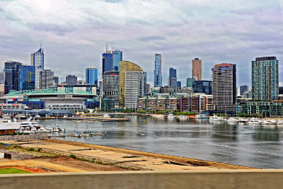 09_Melbourne Harbour seen from the bus.jpg
