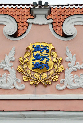 15_The coat of arms of Estonia.jpg