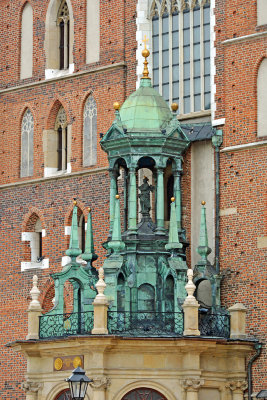 39_Krakow_St. Mary's Basilica.jpg