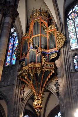 34. The Pipe Organ