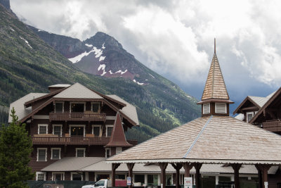 Many Glacier Hotel