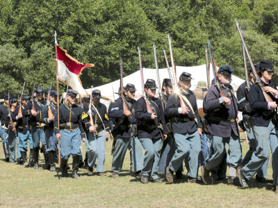  Marching Union troops