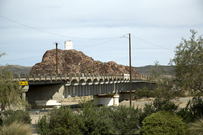 Barstow bridge over Mojave River to Hwy 58