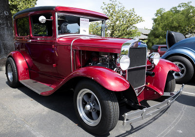 w Ford Model A 1930 2 door.jpg