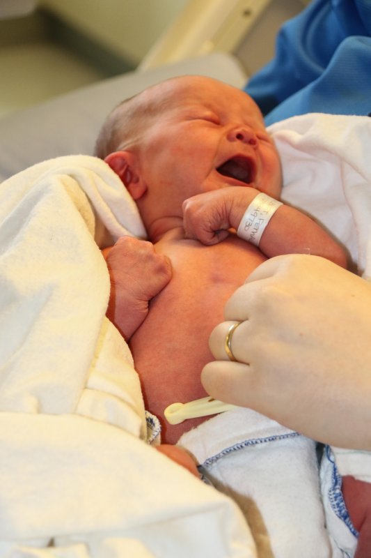 Cora 1 day old with the fam-4.jpg