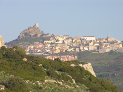 Osilo col suo Castello