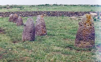 betili_e_dolmen