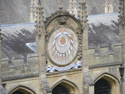 Famous sundial in Oxford.JPG