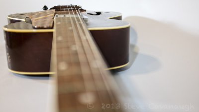Dad's 1939 No-name guitar