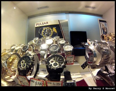 Watching the time in the shopping mall