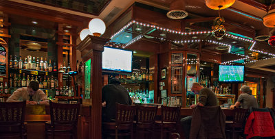 Connolly’s Pub & Restaurant - 150 East 47th St