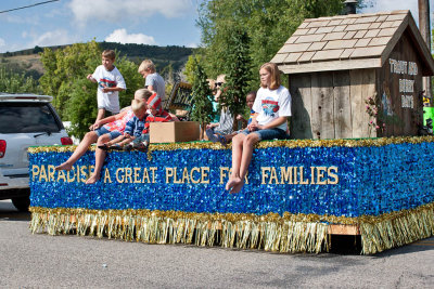 9561 Paradise trout and berry days.jpg