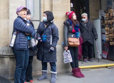 Tourists evidently do not approve of the air in Oxford (they might be right...)