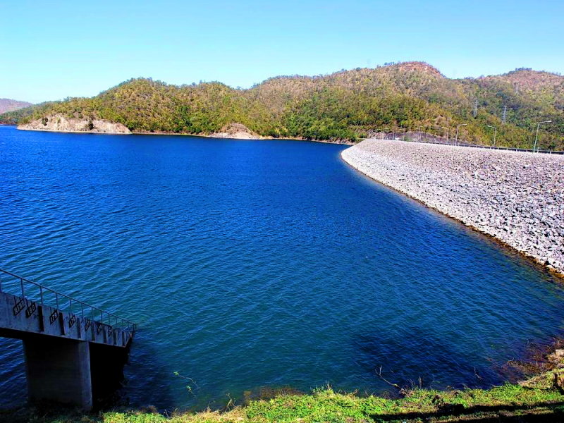 Srinakarin Dam 2006