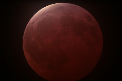 Lunar Eclipse of April 4, 2015 - 05:07am MST (peak)