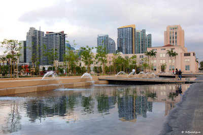 Fountains running at the San Diego Waterfront Park