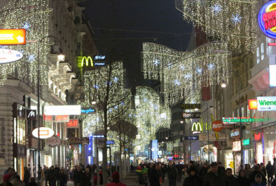 Christmas lights in Karntner Strasse