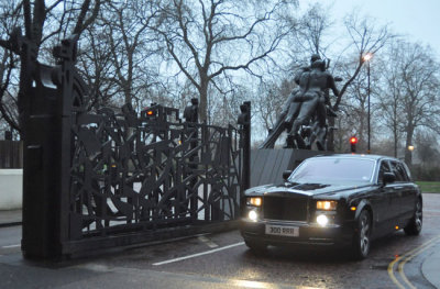 New Edinburgh Gate 2011