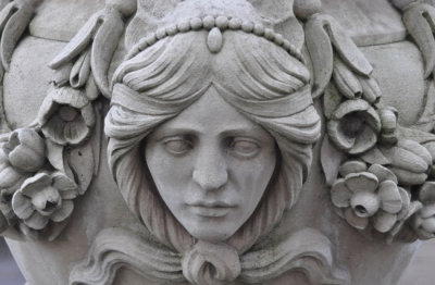 Italian Gardens urn in Portland stone