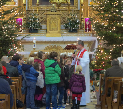 Childrens service at R St Honore