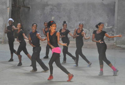 Afro Cuban dancing with Raices Profundas