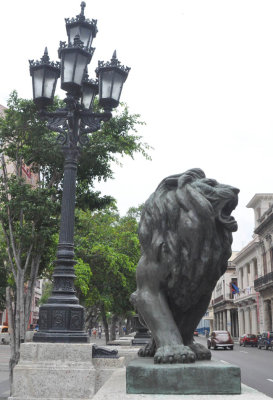 Famous lions of the Prado