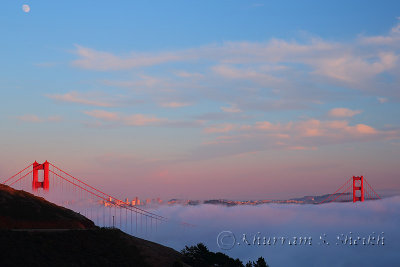 _32Q72502013 SF GG Sunset Fog.jpg