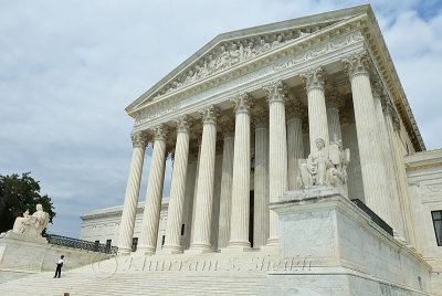 Supreme Court_32Q9702.jpg