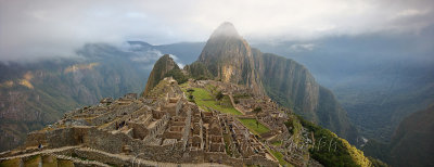 Machu Picchu_Panorama2.jpg