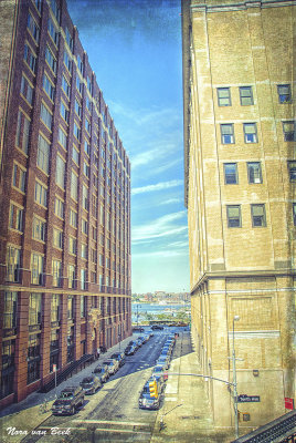A glimpse between two buildings