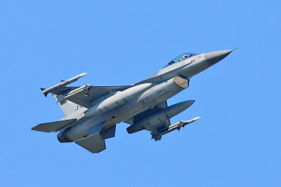 Low approach Leeuwarden QRA