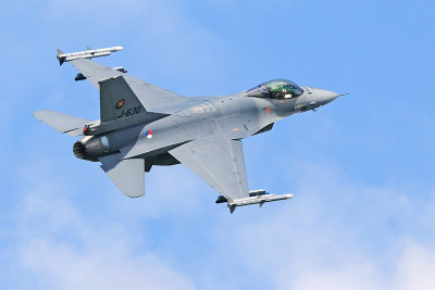 F-16