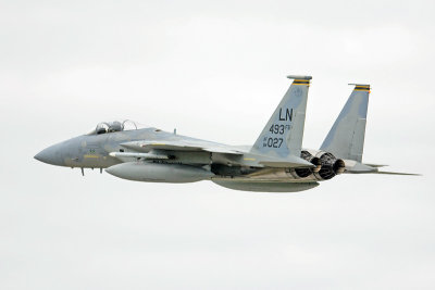 Low Approach van commander en mig killer