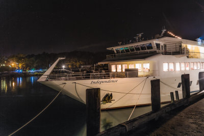 Independence at night
