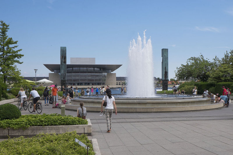 Amaliahaven park and Opera house 