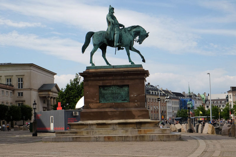 Frederik V equestrian statue